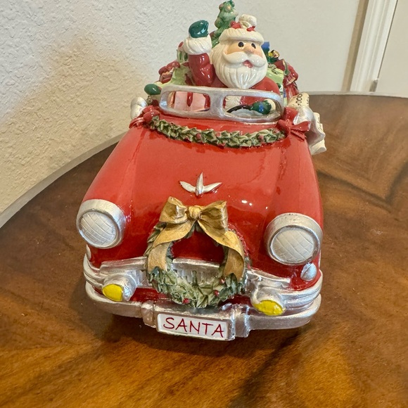 Fitz and Floyd Red Santa Holiday Car Plays Music - Here Comes Santa Claus - Picture 2 of 10